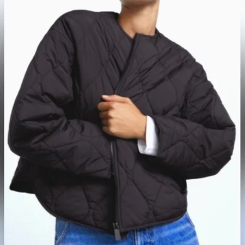 NWT Zara cropped puffer water-resistant no collar small black